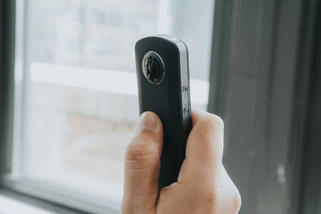 Ricoh-THETA-Angolo-1500x1000