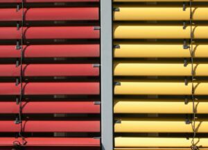 Pay attention to the protection of light and heat: these blinds are suitable for the space spaces